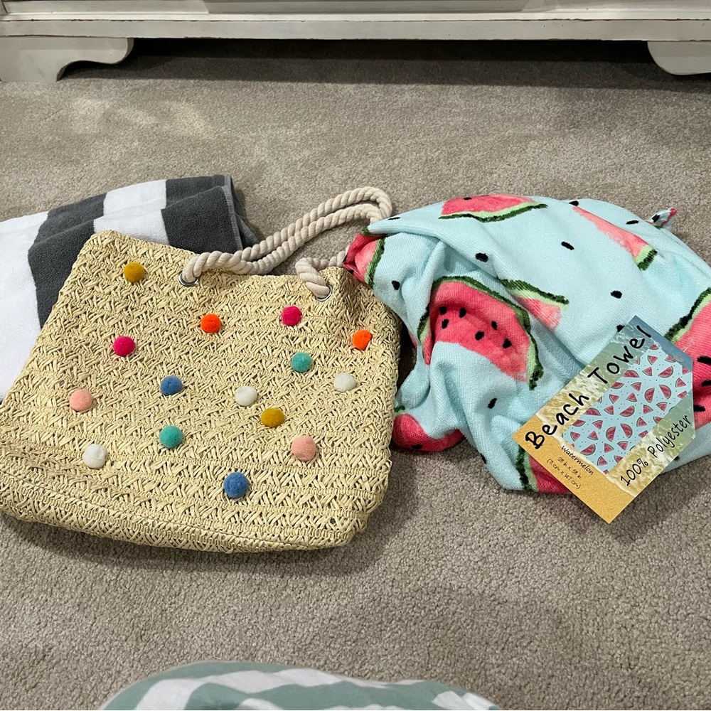 Beach bag with 2 towels